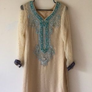 Indian Pakistani Shalwar Kameez 3 pc.